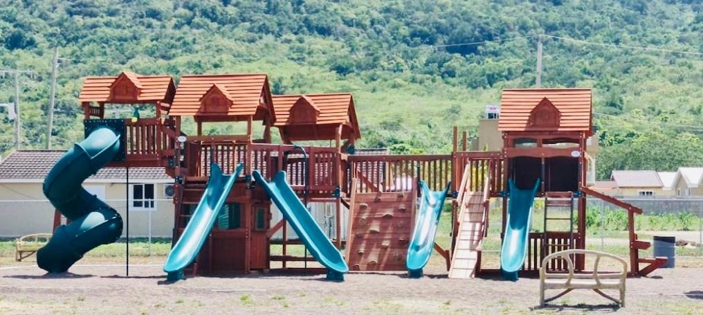 מונטגו ביי The Rest Stop-B- 15 Min From Airport/24Hrs Security מראה חיצוני תמונה